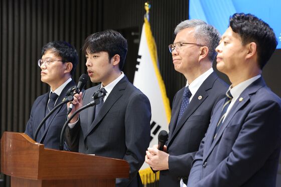 “의대생 전원복귀" 학사일정 등은 숙제…정부·국회 공 넘어갔다