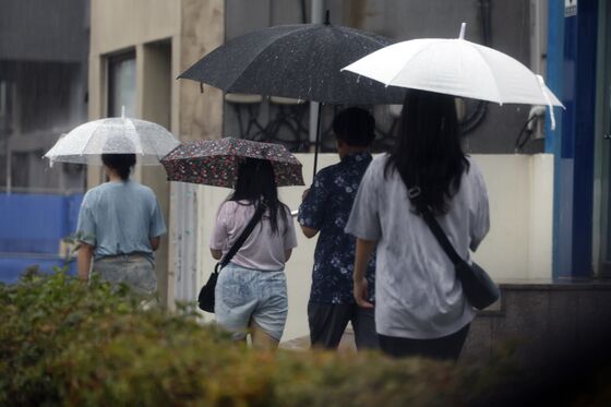 [오늘의 날씨]울산(16일, 수)…가끔 비, "해안 접근 자제"
