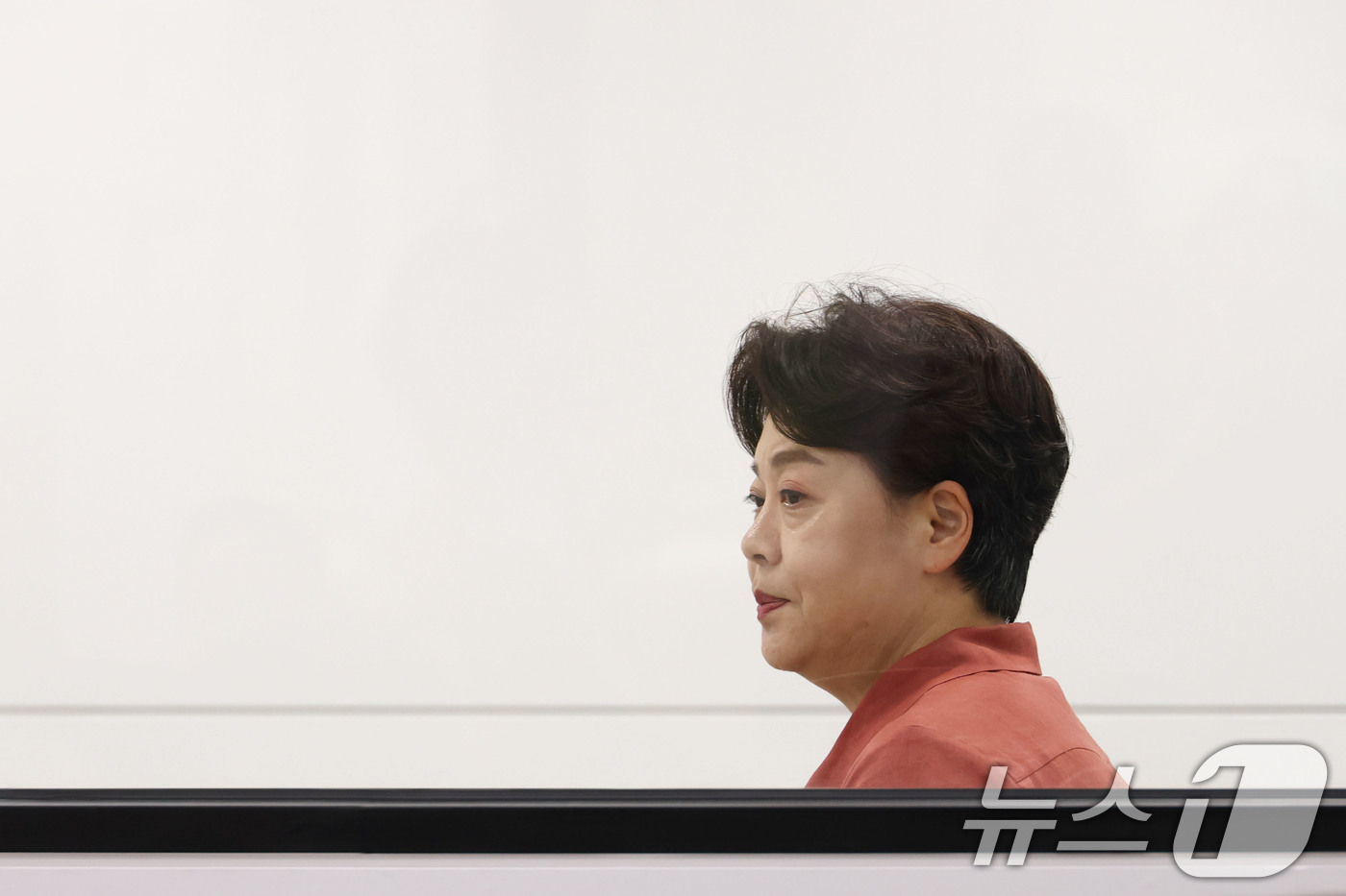 (서울=뉴스1) 이광호 기자 = 윤희숙 국민의힘 혁신위원장이 13일 오후 서울 여의도 당사에서 가진 기자간담회에 참석하고 있다. 2025.7.13/뉴스1