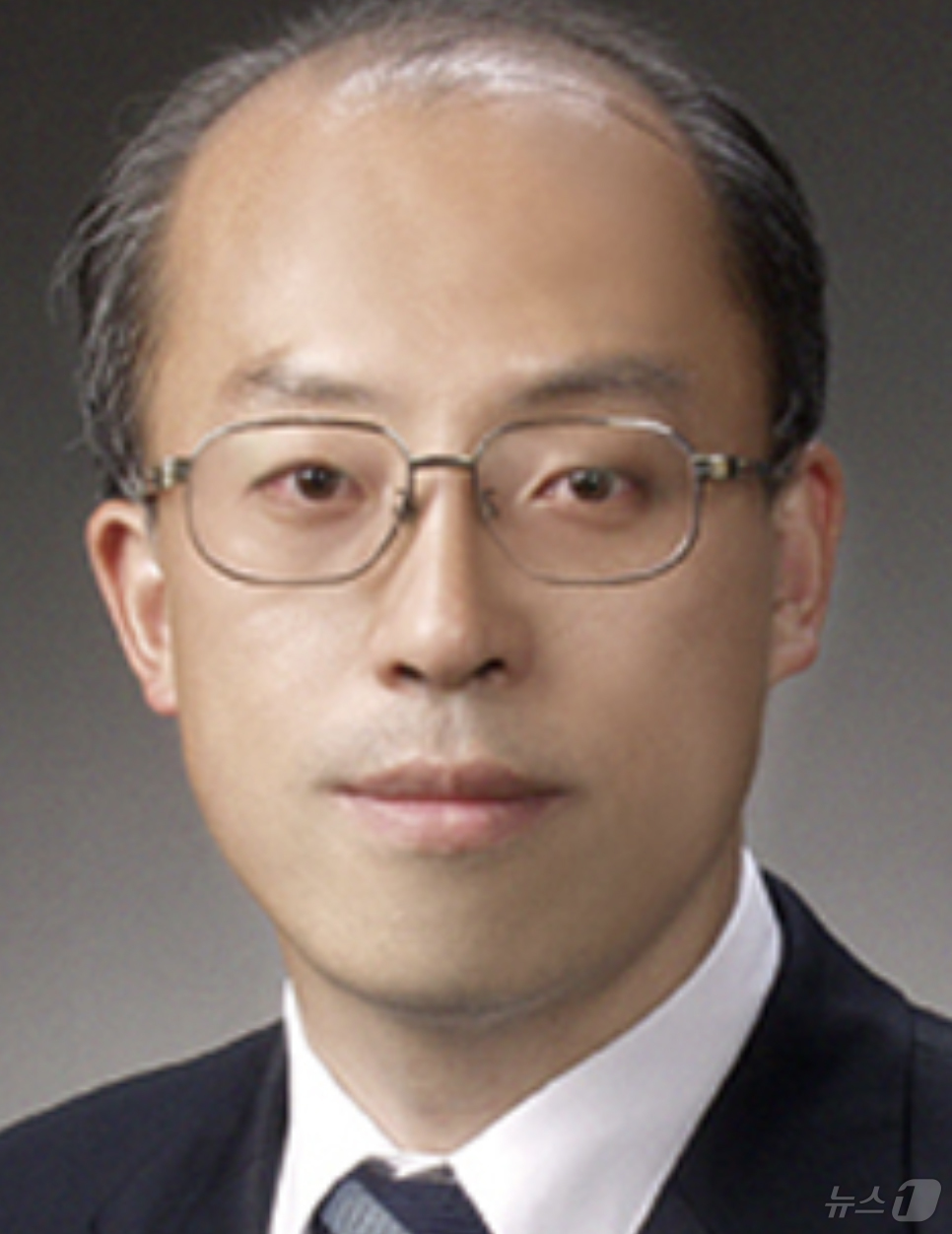 (서울=뉴스1) 이재명 기자 = 이재명 대통령이 13일 법제처장에 조원철 변호사를 임명했다. (대통령실 제공. 재판매 및 DB 금지) 2025.7.13/뉴스1