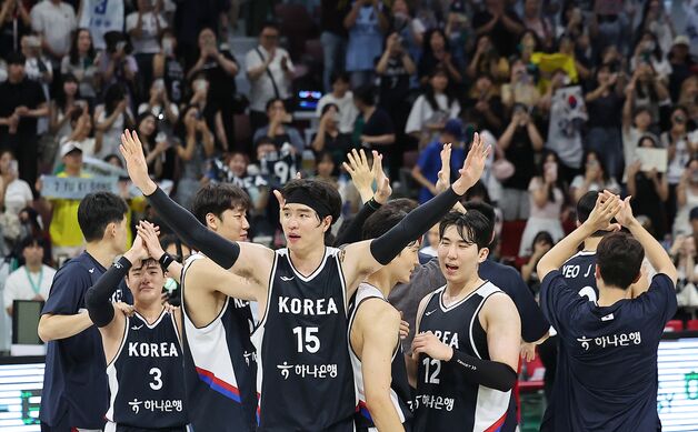 "남자 농구 전설이 되겠다"…안준호호, 아시아컵 출사표