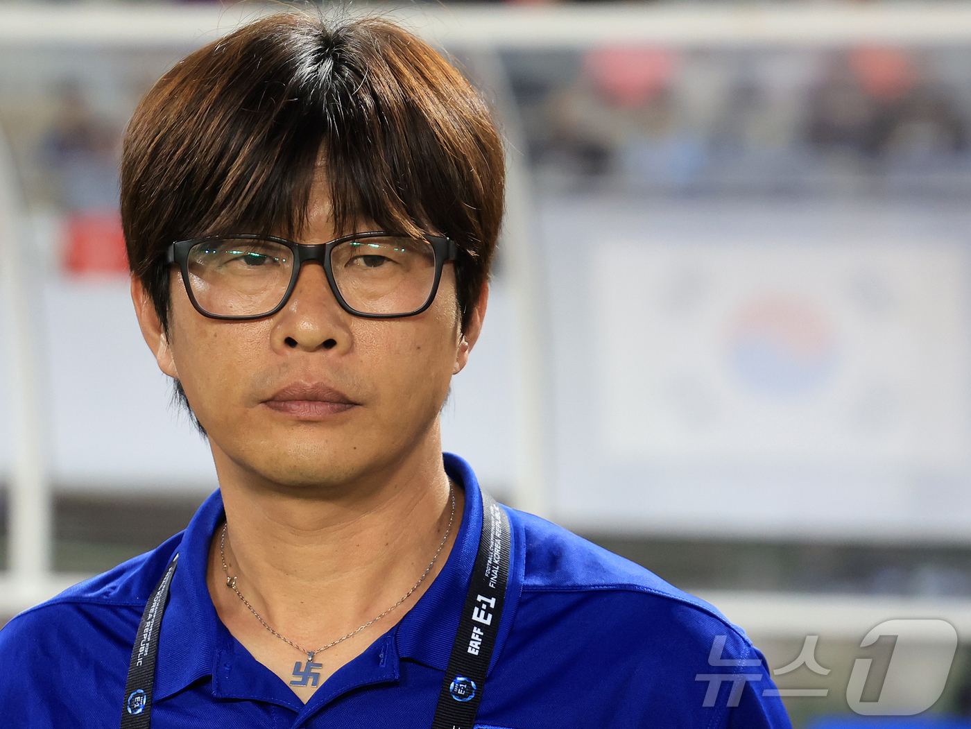 (화성=뉴스1) 김진환 기자 = 13일 오후 경기 화성시 향남읍 화성종합경기타운에서 열린 2025 동아시아축구연맹(EAFF) E-1 챔피언십 여자부 대한민국과 일본의 경기, 신상우 …