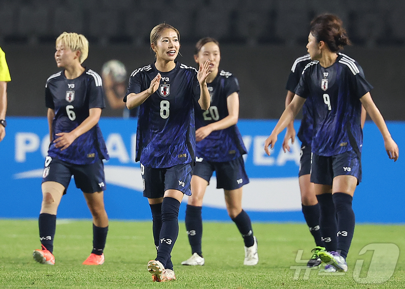 (화성=뉴스1) 김진환 기자 = 13일 오후 경기 화성시 향남읍 화성종합경기타운에서 열린 2025 동아시아축구연맹(EAFF) E-1 챔피언십 여자부 대한민국과 일본의 경기, 전반 …