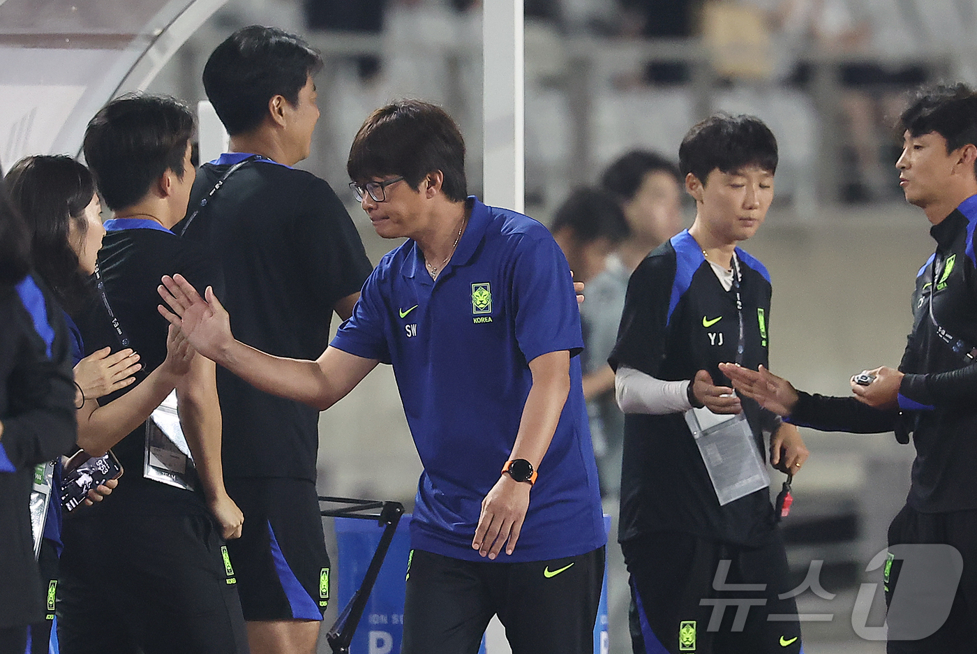 (화성=뉴스1) 김진환 기자 = 신상우 대한민국 여자 축구대표팀 감독이 13일 오후 경기 화성시 향남읍 화성종합경기타운에서 열린 2025 동아시아축구연맹(EAFF) E-1 챔피언십 …