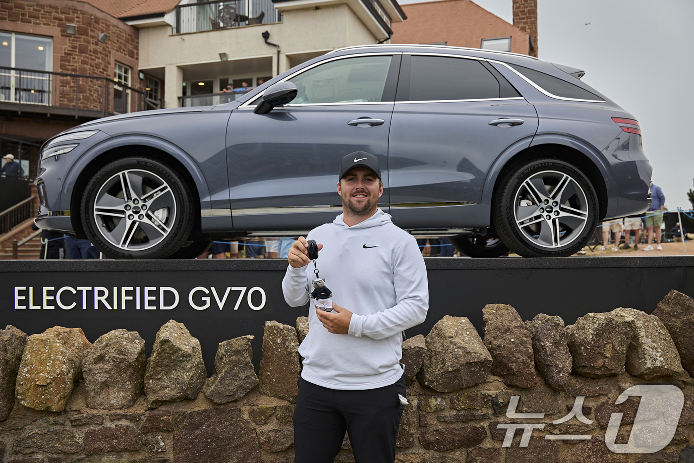 (서울=뉴스1) = 제네시스 브랜드는 스코틀랜드 노스 베릭에 위치한 르네상스 클럽에서 나흘간 진행된 '2025 제네시스 스코티시 오픈' 이 성공적으로 마무리됐다고 14일 밝혔다.‘ …