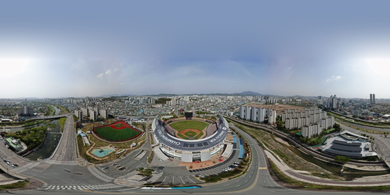 KIA타이거즈 선수 락커룸 9차례 침입해 현금 훔친 20대들 징역형