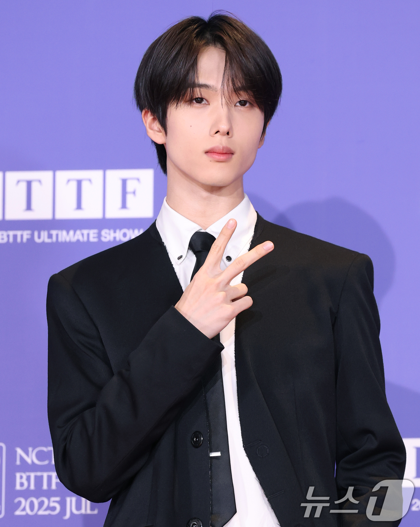 (서울=뉴스1) 권현진 기자 = 그룹 NCT DREAM(엔시티 드림, NCT 드림) 지성이 14일 오전 서울 송파구 롯데시네마 월드타워에서 가진 정규 5집 ‘Go Back To T …