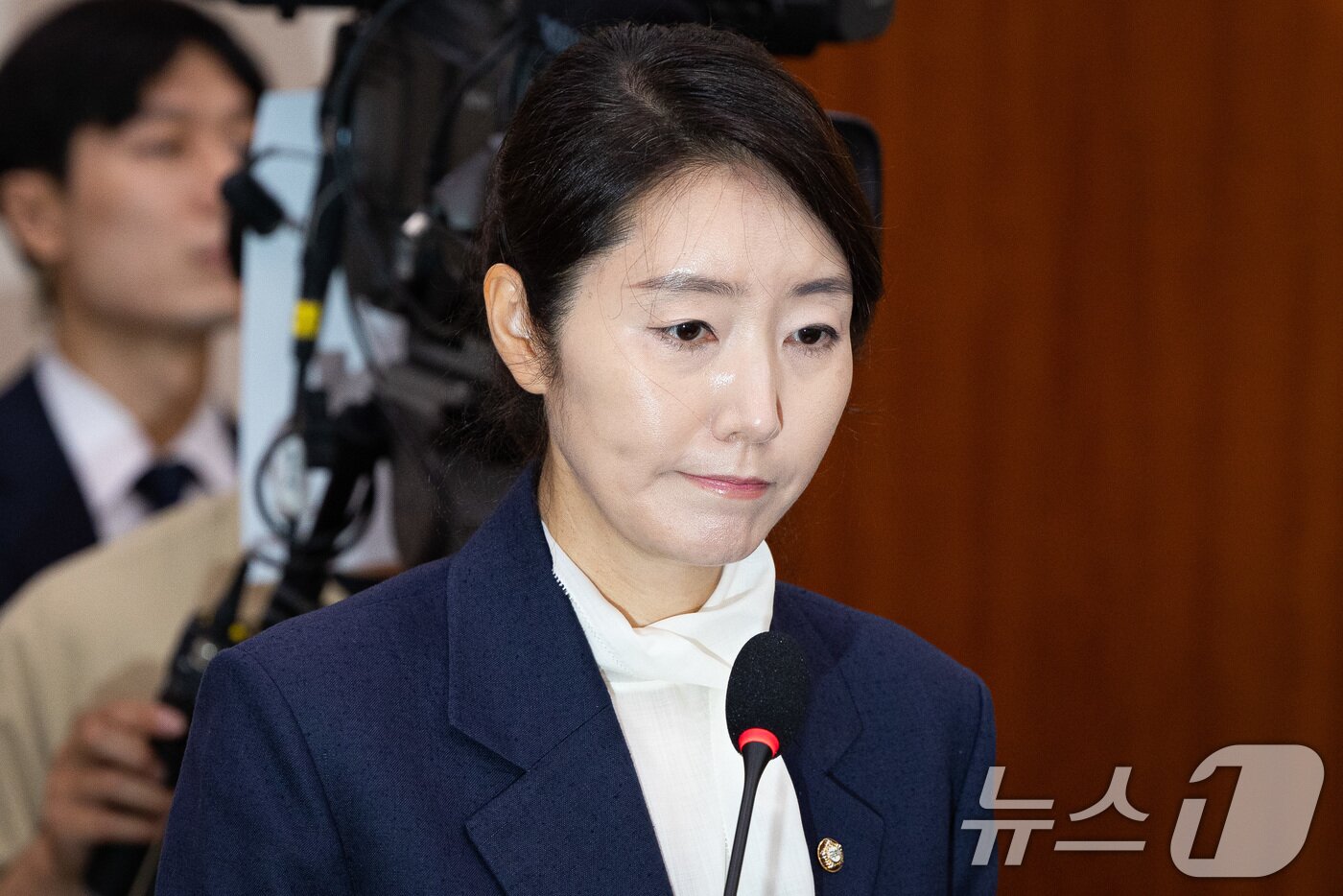 본문 이미지 - 강선우 여성가족부 장관 후보자가 14일 서울 여의도 국회에서 열린 인사청문회에 출석해 모두 발언을 하고 있다. 2025.7.14/뉴스1 ⓒ News1 유승관 기자