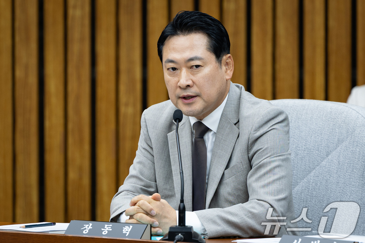 (서울=뉴스1) 유승관 기자 = 14일 서울 여의도 국회에서 열린 제427회 국회(임시회) 헌법재판소 재판관 후보자를 겸하는 헌법재판소장(김상환) 임명동의에 관한 인사청문특별위원회 …