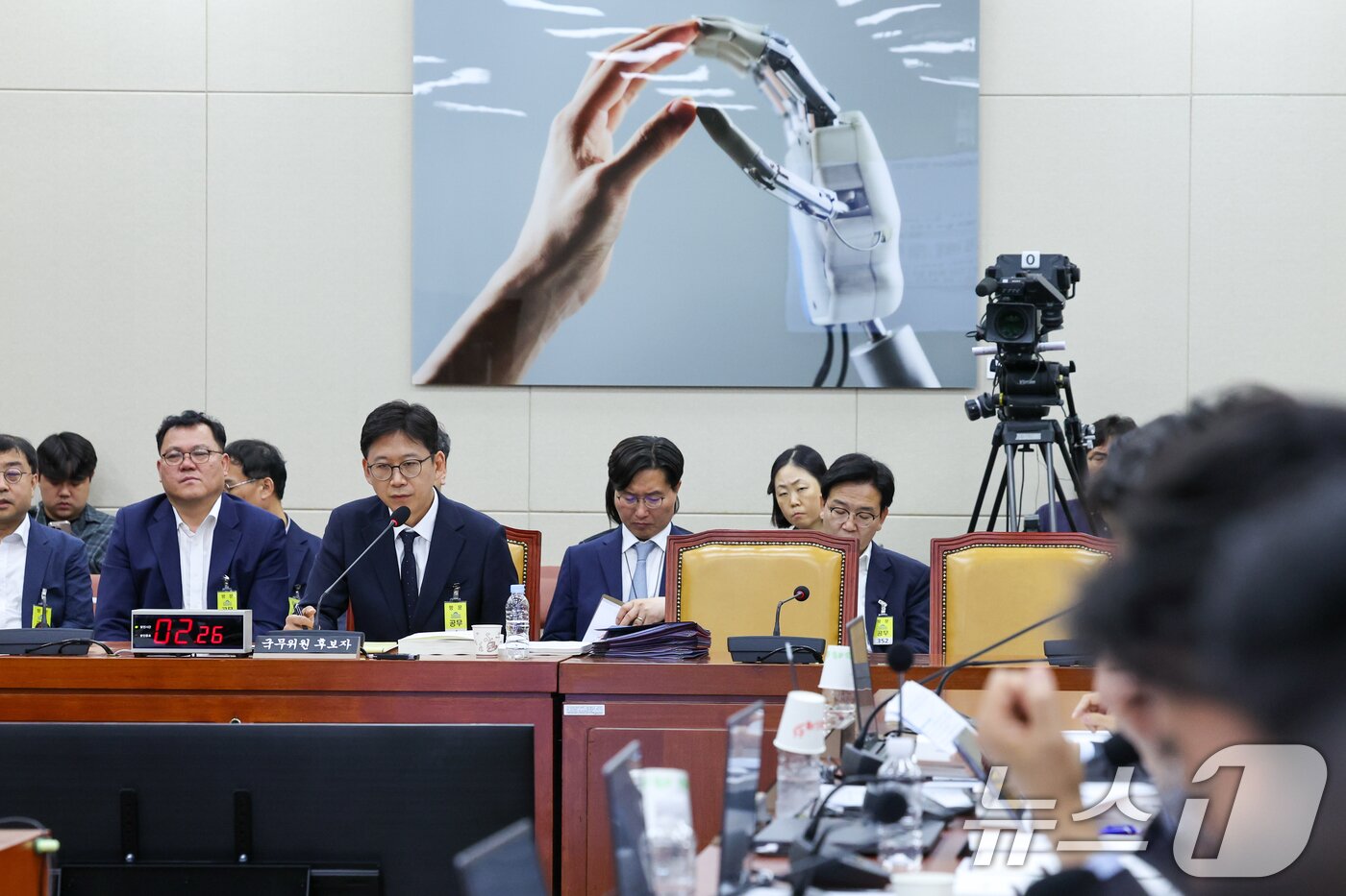 본문 이미지 - 배경훈 과학기술정보통신부 장관 후보자가 14일 오후 서울 여의도 국회 과학기술정보방송통신위원회에서 열린 인사청문회에서 의원 질의에 답하고 있다. 2025.7.14/뉴스1 ⓒ News1 안은나 기자