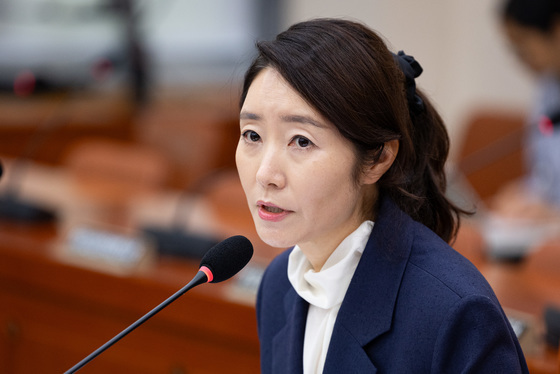 [속보] 강선우 "국민께 심려 끼쳐 죄송…원칙 지키며 살아와"