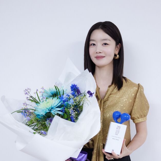 한선화 '교생실습', BIFAN 판타스틱 장편 작품상·배우상 2관왕 '쾌거'