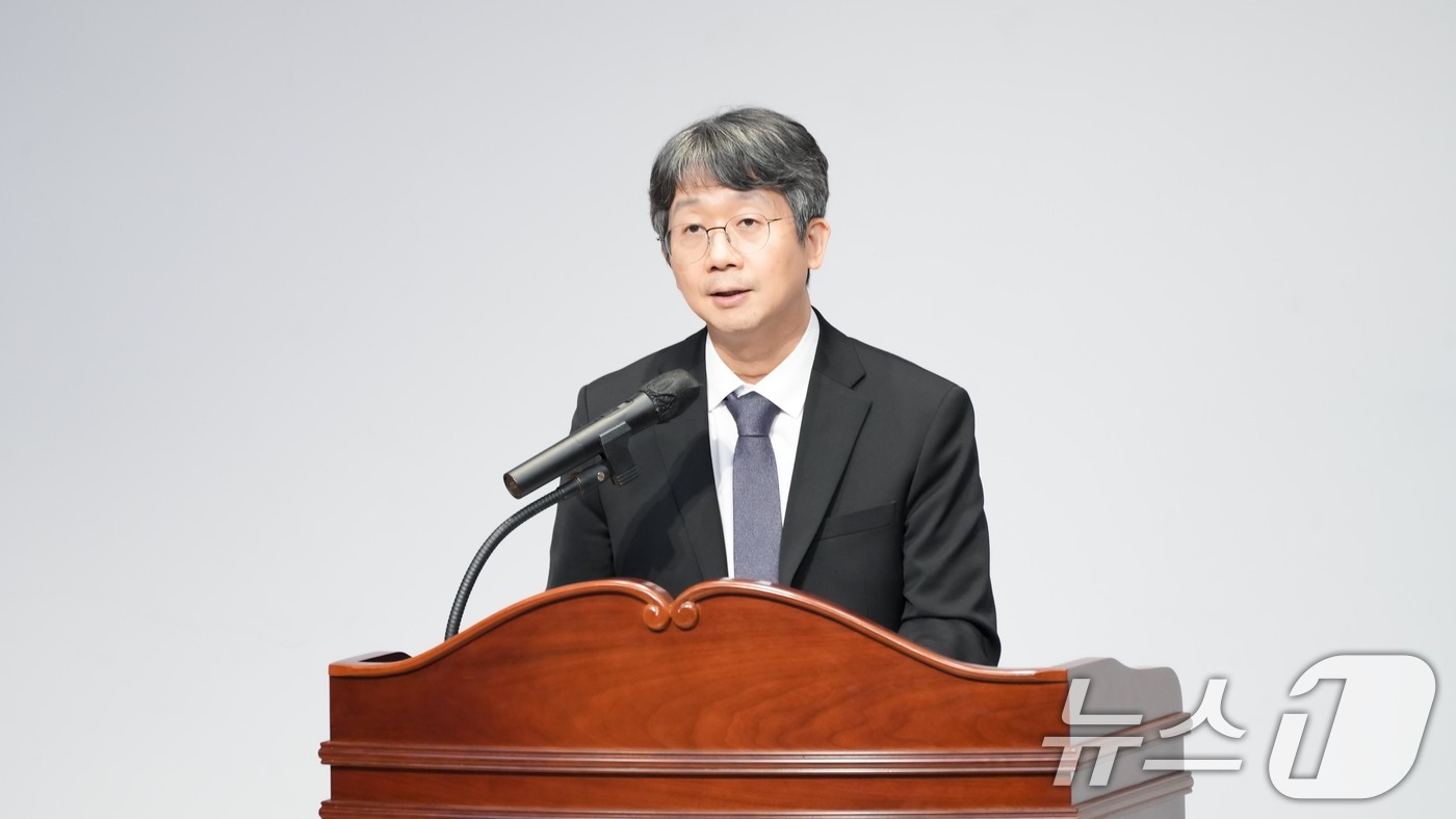 (서울=뉴스1) = 임승관 질병관리청장이 14일 충북 청주시 질병관리청에서 열린 취임식에서 취임사를 하고 있다. (질병관리청 제공. 재판매 및 DB금지) 2025.7.14/뉴스1