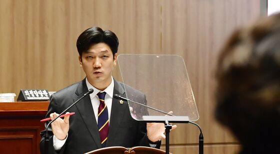 시정질문하는 이명노 광주시의원