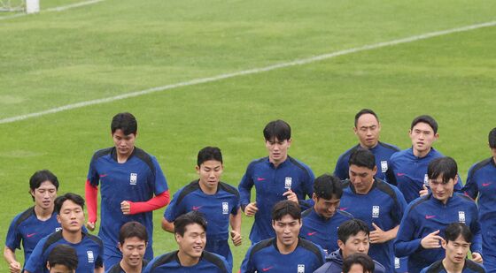 한일전 앞두고 훈련하는 대한민국 대표팀 선수들