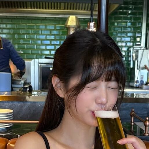 장원영, 맥주 마실 때도 토끼같네…페스티벌 후 달콤 휴식 [N샷]