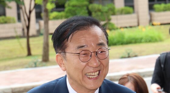 출근하는 김윤덕 장관 후보자