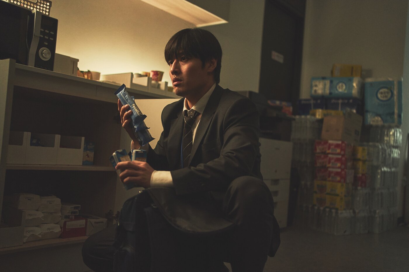 본문 이미지 - &#39;84제곱미터&#39; 스틸 컷