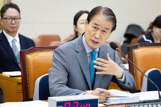 野 "독립운동 뮤지컬 개최가 전문성?"…권오을 후보자 사퇴 촉구