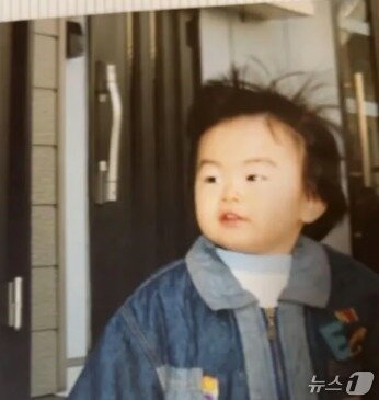 본문 이미지 - 3세 때의 사진 - SCMP 갈무리