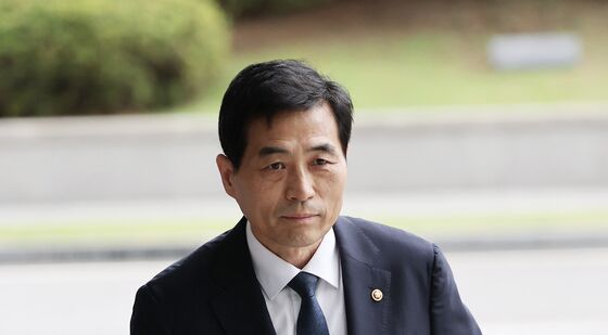 김민기 국회 사무총장, 내란특검 참고인 출석