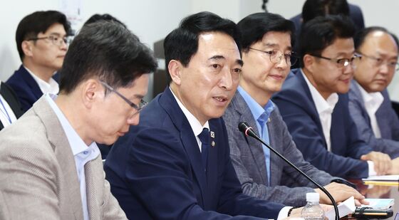 발언하는 박수현 국가균형성장특별위원장
