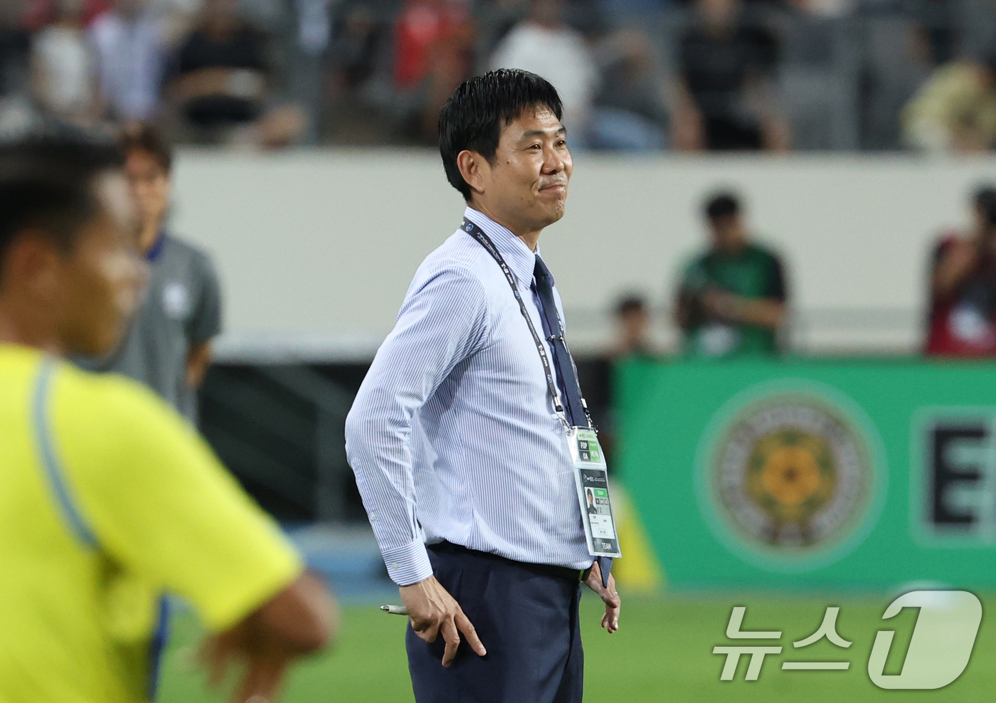 (용인=뉴스1) 김영운 기자 = 모리야스 하지메 일본 축구 국가대표팀 감독이 15일 오후 경기 용인시 처인구 용인미르스타디움에서 열린 2025 동아시아축구연맹(EAFF) E-1 챔 …