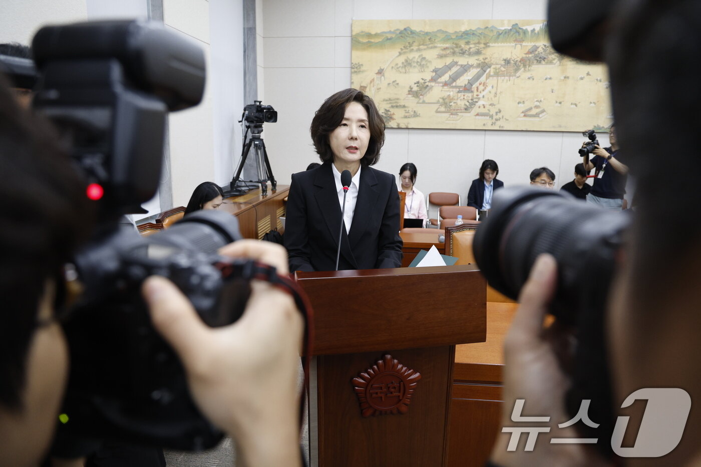 본문 이미지 - 이진숙 사회부총리 겸 교육부 장관 후보자가 16일 오전 서울 여의도 국회 교육위원회에서 열린 인사청문회에서 발언을 하고 있다.2025.7.16/뉴스1 ⓒ News1 안은나 기자