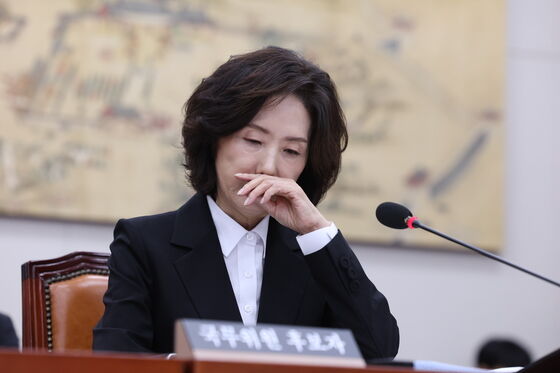 이진숙 '논문표절' 정성호 '내란정당' 격돌…환노위 野 퇴장(종합)