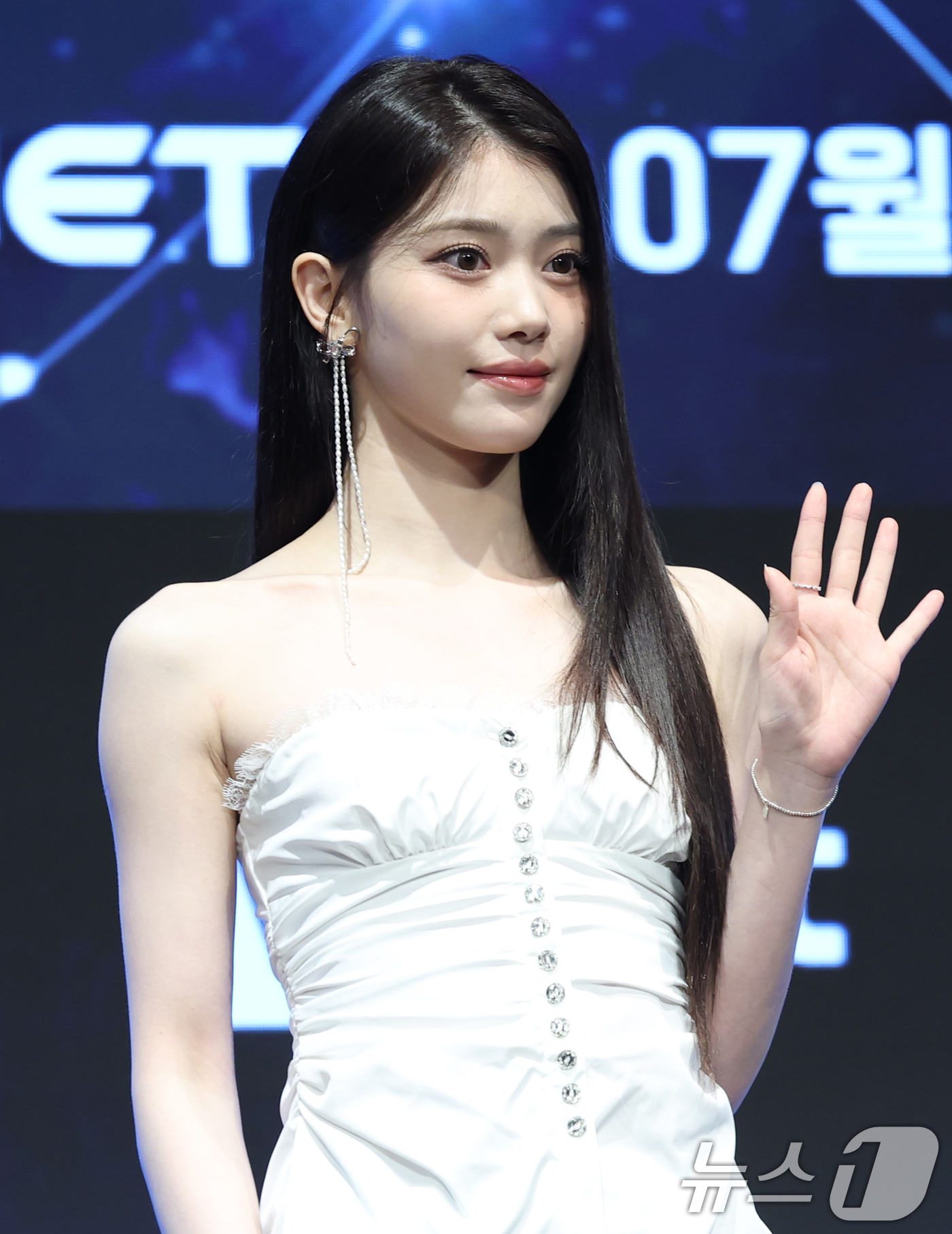 (서울=뉴스1) 권현진 기자 = 케플러 샤오팅이 16일 서울 구로구 디큐브시티 더세인트에서 열린 K-POP 월드 스케일 데뷔 프로젝트 Mnet '보이즈 2 플래닛(BOYS II P …