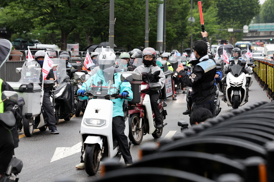 "노동법 보호, 어디까지?"…'일하는사람 권리 기본법' 공개토론