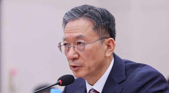 답변하는 정성호