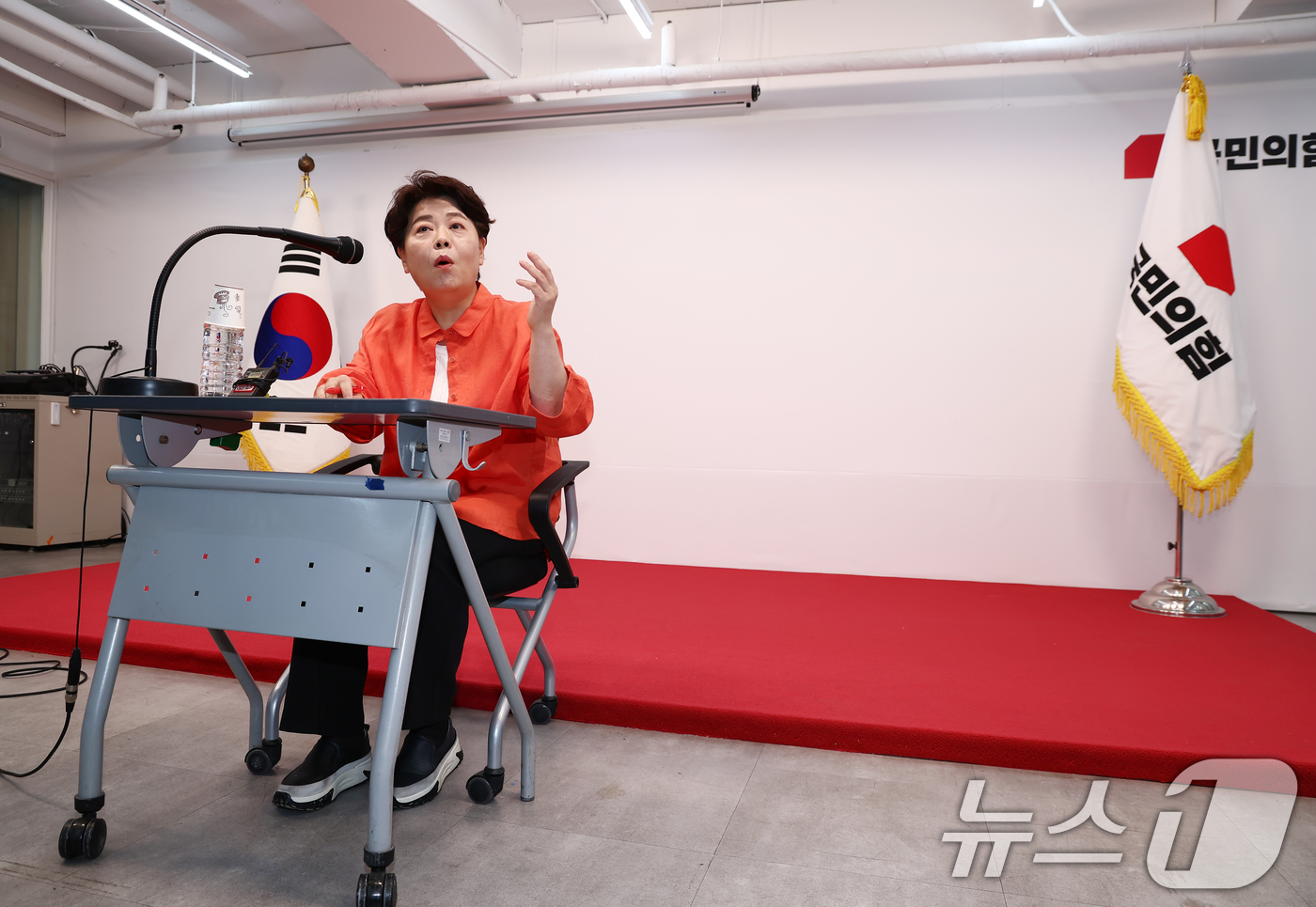 (서울=뉴스1) 김민지 기자 = 윤희숙 국민의힘 혁신위원장이 16일 서울 여의도 중앙당사에서 현안 관련 기자간담회를 하고 있다. 2025.7.16/뉴스1