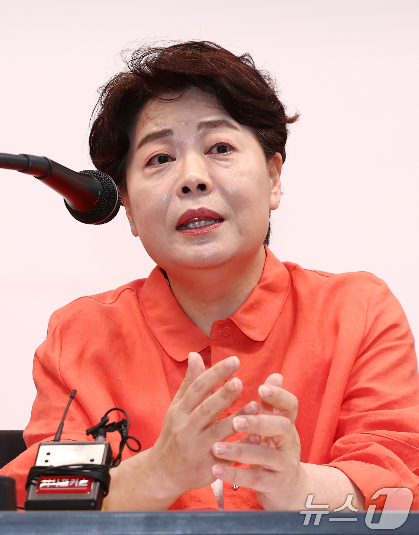 (서울=뉴스1) 김민지 기자 = 윤희숙 국민의힘 혁신위원장이 16일 서울 여의도 중앙당사에서 현안 관련 기자간담회를 하고 있다. 2025.7.16/뉴스1