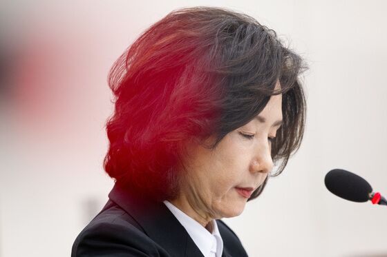지명 21일 만에 낙마한 이진숙…논문·자녀유학·전문성 논란 '치명타'