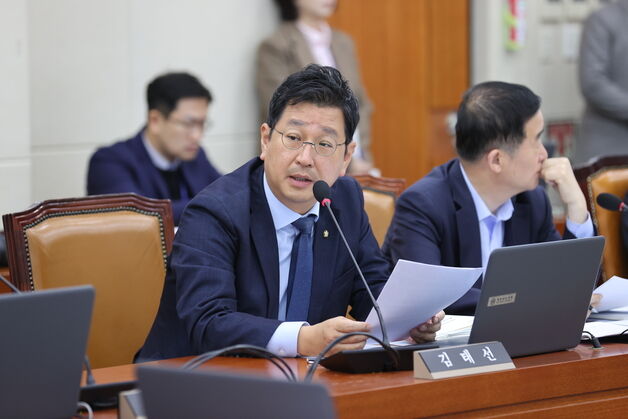"반구천 암각화 보존·식수 문제 해결에 정부 나서야"