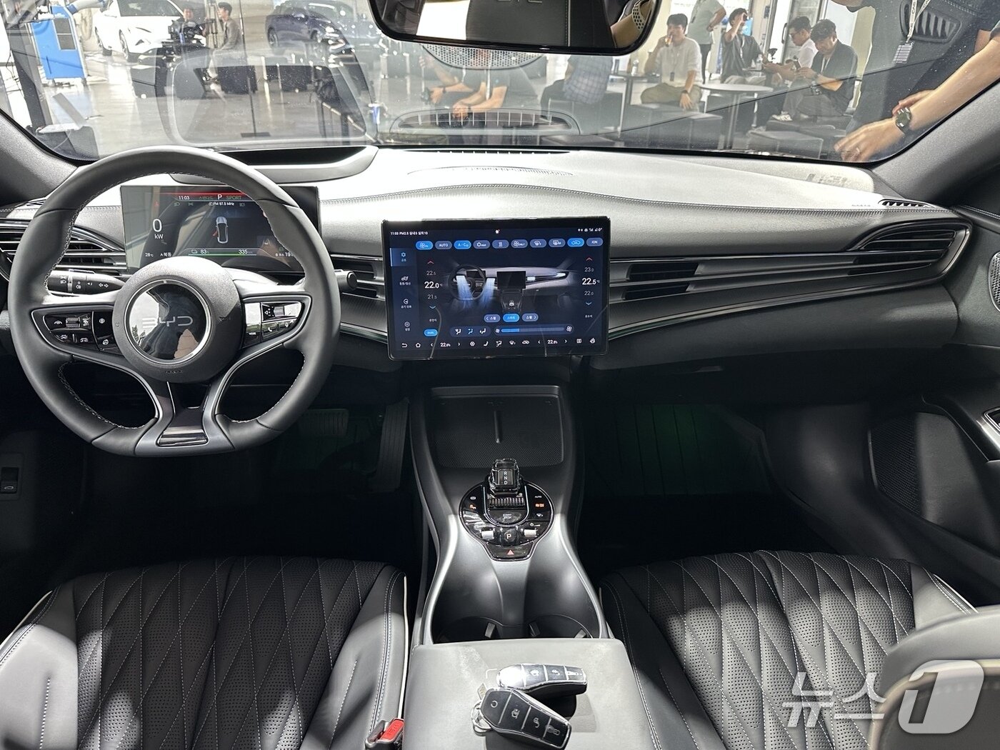 본문 이미지 - BYD 씰의 1열 모습.ⓒ 뉴스1 이동희 기자 