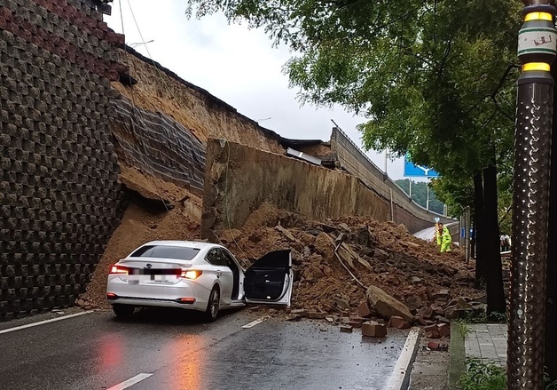 오산 옹벽 붕괴 '총체적 부실'…정부, 전국 특별점검 실시[일문일답]