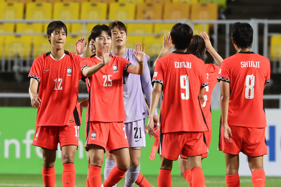 '유럽 원정 평가전 무승' 한국 여자축구, FIFA 랭킹 21위