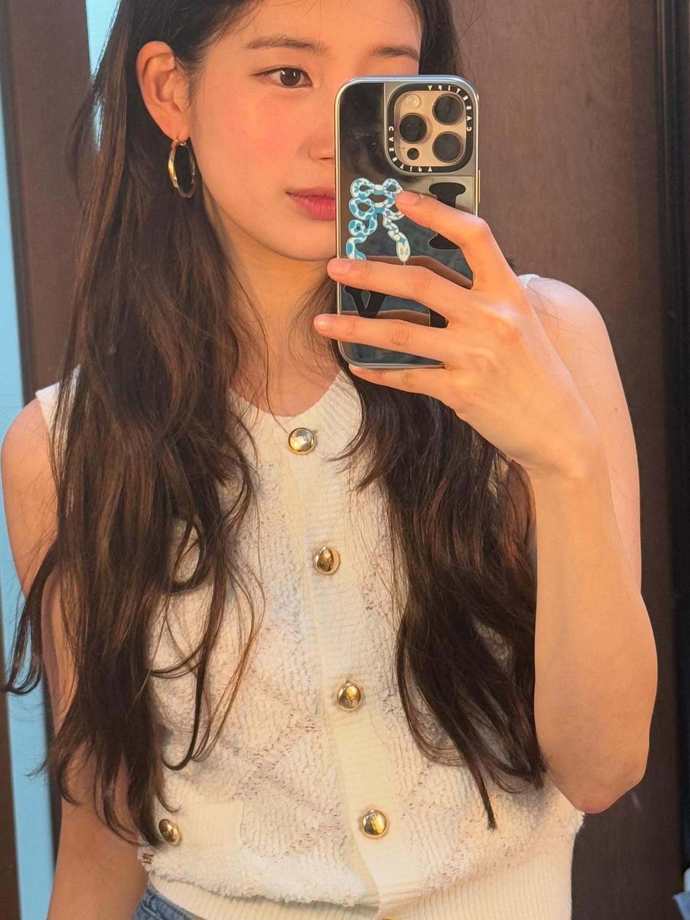 본문 이미지 - 사진=수지 인스타그램 갈무리