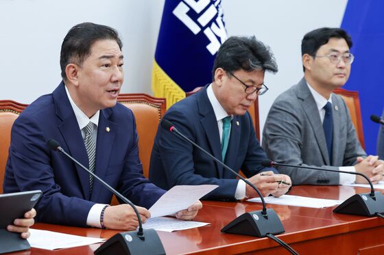 與 "최악의 범죄자 尹, 법정 최고형 필요…특검, 강제구인 나서야"(종합)