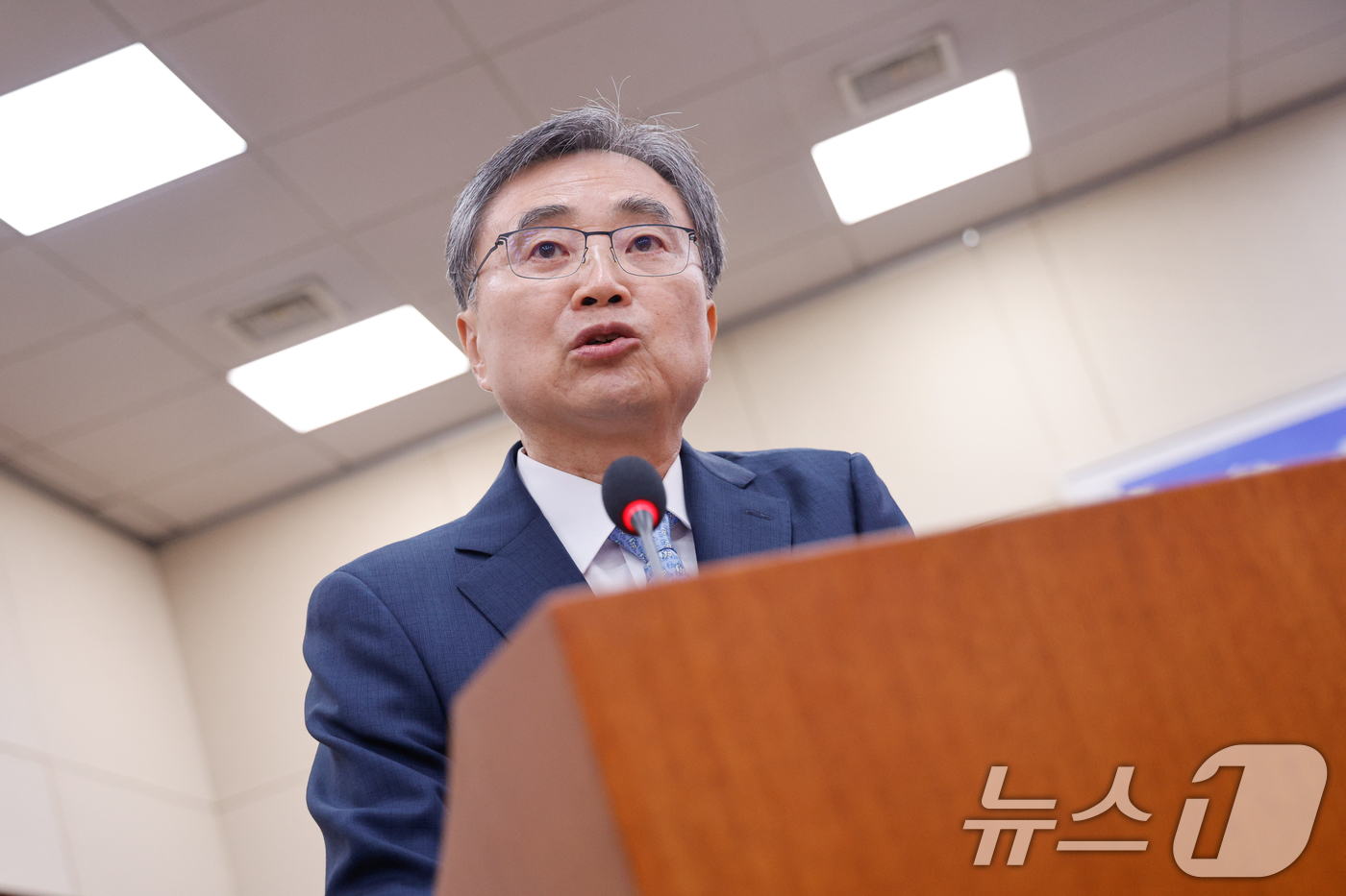 (서울=뉴스1) 안은나 기자 = 조현 외교부 장관 후보자가 17일 서울 여의도 국회 외교통일위원회에서 열린 인사청문회에 출석해 모두 발언을 하고 있다. 2025.7.17/뉴스1