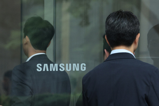 "이란 사태, 유가·환율 악재 겹겹인데"…삼성전자 노조, 파업 카드?