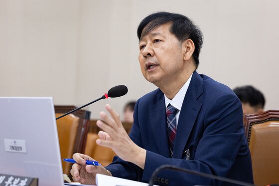 법인세율 원상복구 요청에…구윤철 "종합적으로 적극 검토"