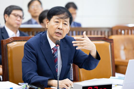 구윤철 "법인세 인상 검토…'AI 대전환'으로 성장엔진 달아야"(종합)