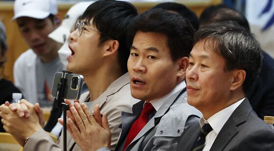 '국힘 입당' 전한길, 모스탄 전 대사 초청 간증 집회 참석