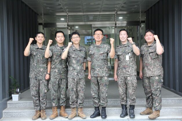 추락 차량 굉음에 소화기 들고 달려간 육군 22사단 장병들