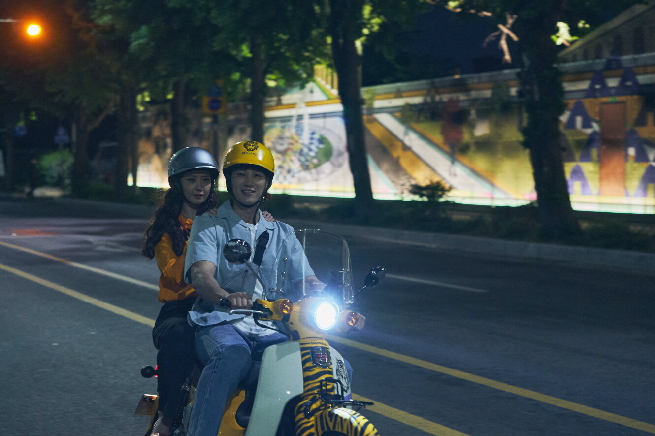 본문 이미지 - '악마와의 썸' 스틸 컷