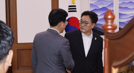 우원식 국회의장실 찾은 송언석 비대위원장