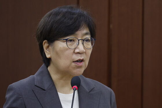 정은경 "빈틈없는 사회안전망과 국민 중심 의료체계 구축"
